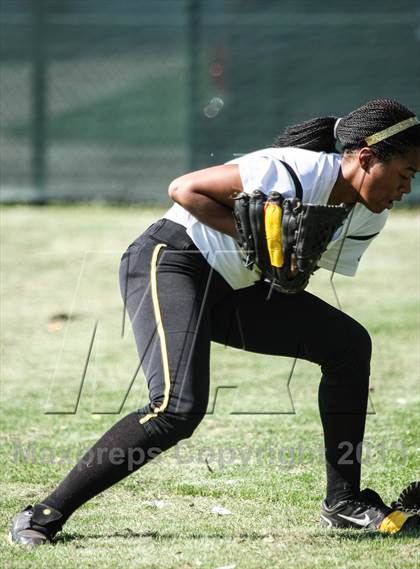 Thumbnail 3 in Pinkston [L. G.] @ Adams [Bryan] (UIL 4A Bi-District Playoff) photogallery.