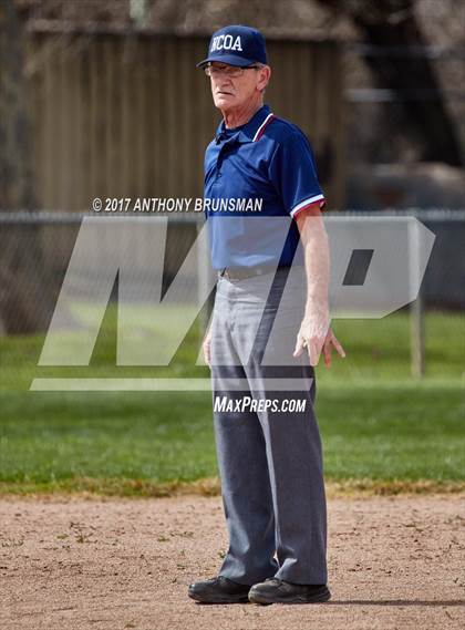 Thumbnail 2 in Ponderosa vs. Folsom (Pre-Season Tournament) photogallery.