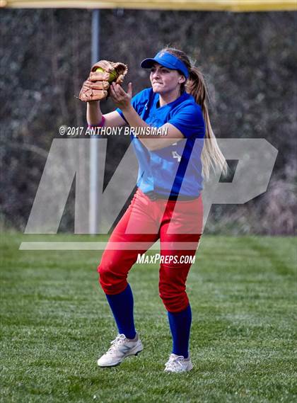 Thumbnail 2 in Ponderosa vs. Folsom (Pre-Season Tournament) photogallery.