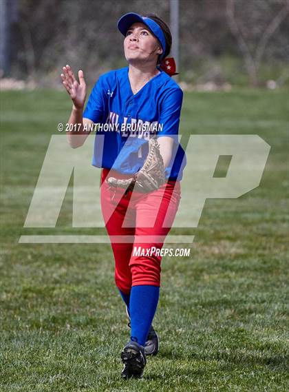 Thumbnail 3 in Ponderosa vs. Folsom (Pre-Season Tournament) photogallery.