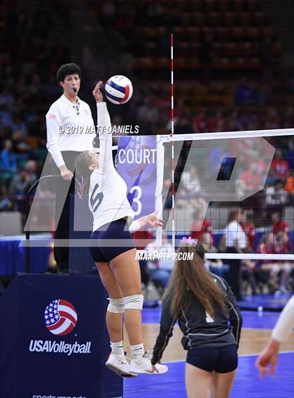 Thumbnail 2 in SkyView Academy vs. University (CHSAA 3A Playoff) photogallery.