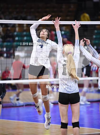 Thumbnail 2 in SkyView Academy vs. University (CHSAA 3A Playoff) photogallery.
