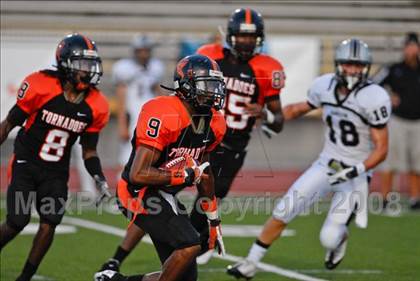 Thumbnail 1 in Chandler Hamilton vs. Booker T. Washington (Miami Kickoff Classic) photogallery.