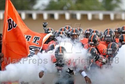 Thumbnail 2 in Chandler Hamilton vs. Booker T. Washington (Miami Kickoff Classic) photogallery.