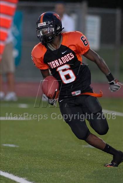 Thumbnail 1 in Chandler Hamilton vs. Booker T. Washington (Miami Kickoff Classic) photogallery.