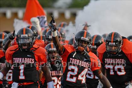 Thumbnail 3 in Chandler Hamilton vs. Booker T. Washington (Miami Kickoff Classic) photogallery.