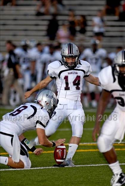 Thumbnail 3 in Chandler Hamilton vs. Booker T. Washington (Miami Kickoff Classic) photogallery.