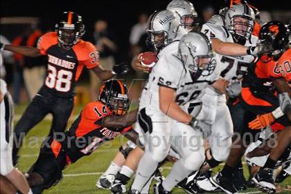 Thumbnail 1 in Chandler Hamilton vs. Booker T. Washington (Miami Kickoff Classic) photogallery.