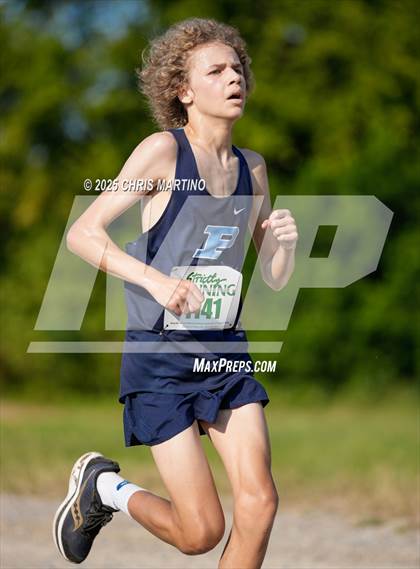 Thumbnail 3 in Heathwood Hall Highlander Invitational photogallery.