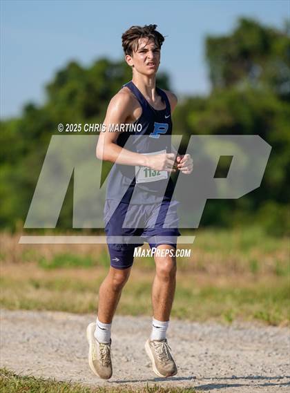 Thumbnail 3 in Heathwood Hall Highlander Invitational photogallery.