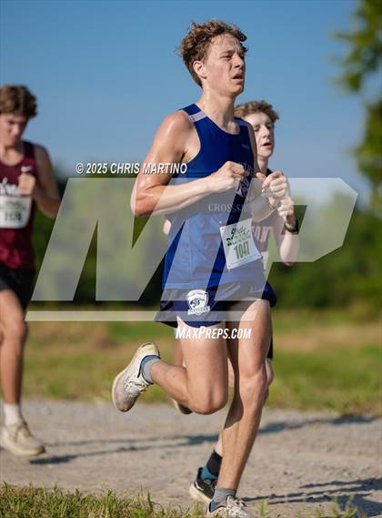 Thumbnail 2 in Heathwood Hall Highlander Invitational photogallery.