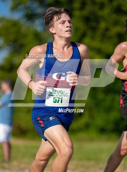 Thumbnail 3 in Heathwood Hall Highlander Invitational photogallery.