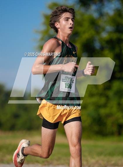 Thumbnail 3 in Heathwood Hall Highlander Invitational photogallery.
