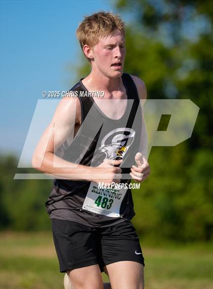 Thumbnail 3 in Heathwood Hall Highlander Invitational photogallery.