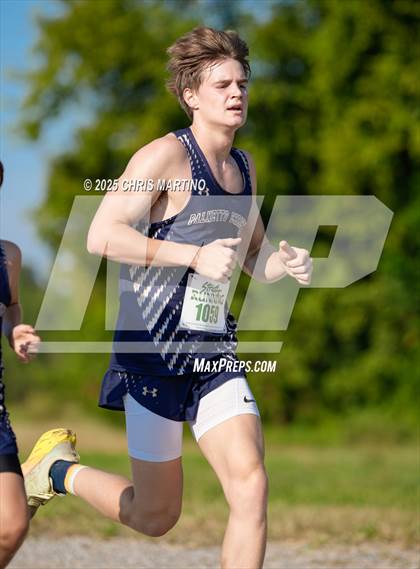Thumbnail 3 in Heathwood Hall Highlander Invitational photogallery.