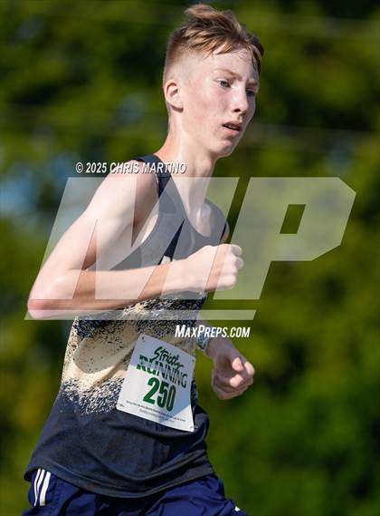 Thumbnail 1 in Heathwood Hall Highlander Invitational photogallery.