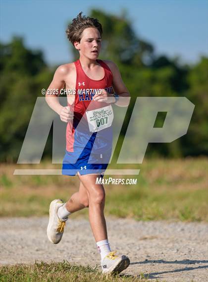 Thumbnail 3 in Heathwood Hall Highlander Invitational photogallery.