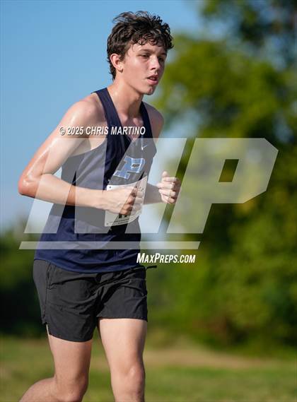Thumbnail 3 in Heathwood Hall Highlander Invitational photogallery.