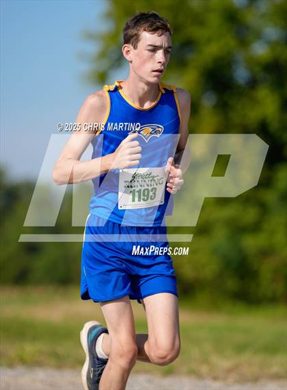 Thumbnail 3 in Heathwood Hall Highlander Invitational photogallery.