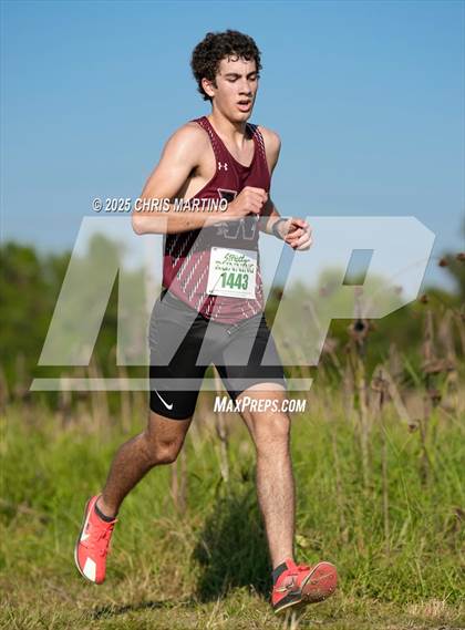Thumbnail 3 in Heathwood Hall Highlander Invitational photogallery.