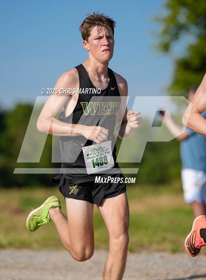 Thumbnail 3 in Heathwood Hall Highlander Invitational photogallery.