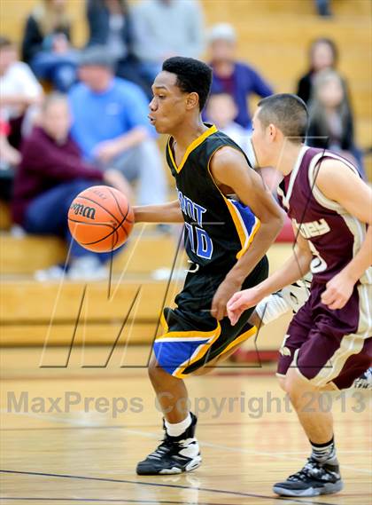Thumbnail 2 in Grant vs Whitney (Whitney Christmas Classic) photogallery.