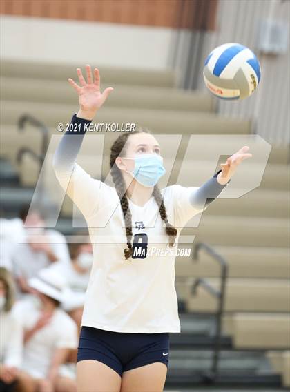 Thumbnail 1 in Seaholm @ Stoney Creek photogallery.