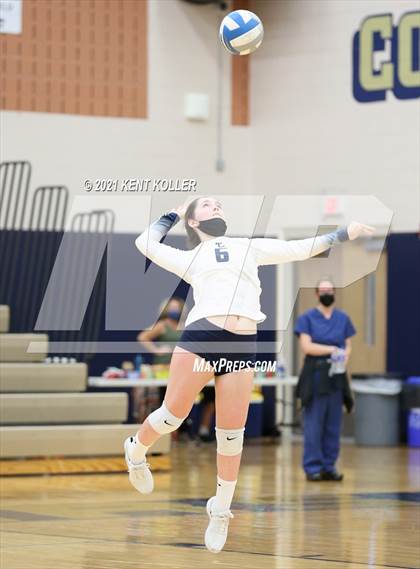 Thumbnail 1 in Seaholm @ Stoney Creek photogallery.