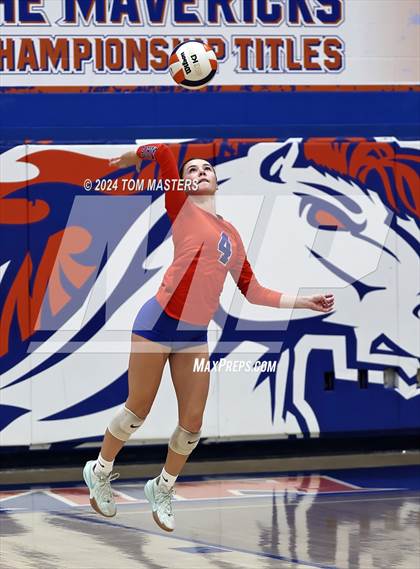 Thumbnail 2 in Northern Guilford @ Marvin Ridge (NCHSAA 4A Round 4) photogallery.