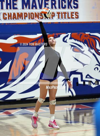 Thumbnail 1 in Northern Guilford @ Marvin Ridge (NCHSAA 4A Round 4) photogallery.