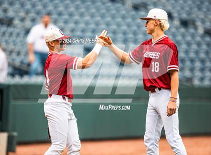 Thumbnail 3 in Lowndes vs. Grayson (GHSA 7A Final - Game 1) photogallery.