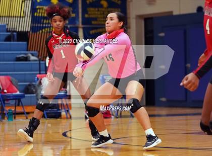 Thumbnail 3 in Manor @ Pflugerville photogallery.