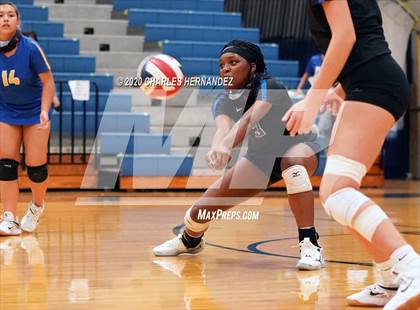 Thumbnail 2 in Manor @ Pflugerville photogallery.
