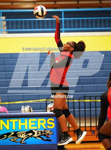 Thumbnail 2 in Manor @ Pflugerville photogallery.