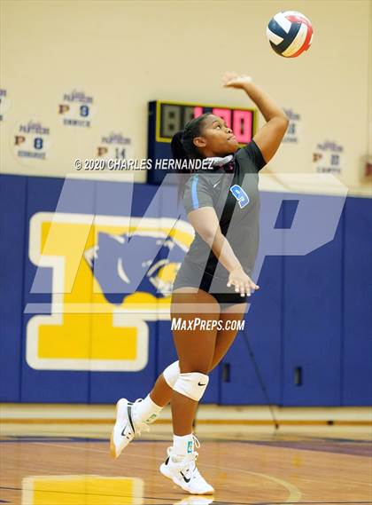 Thumbnail 3 in Manor @ Pflugerville photogallery.