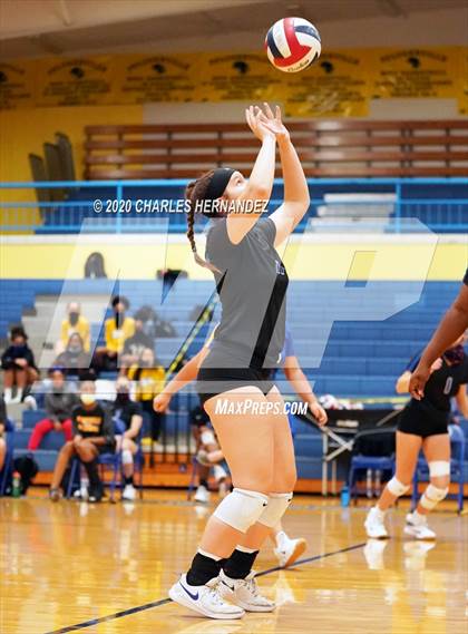 Thumbnail 1 in Manor @ Pflugerville photogallery.
