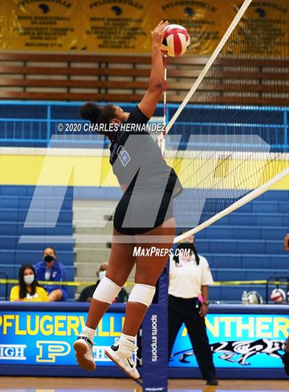 Thumbnail 3 in Manor @ Pflugerville photogallery.