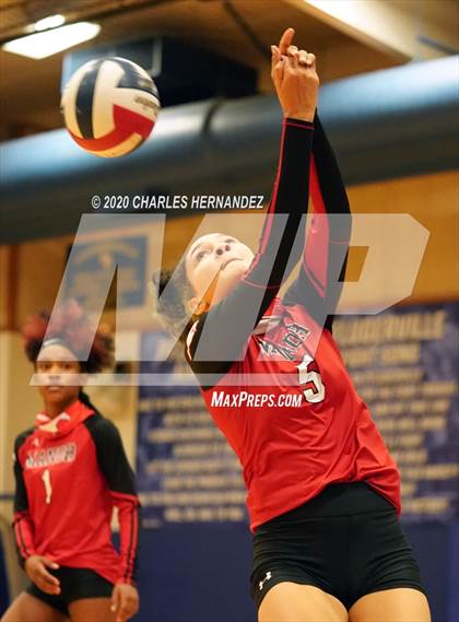 Thumbnail 3 in Manor @ Pflugerville photogallery.