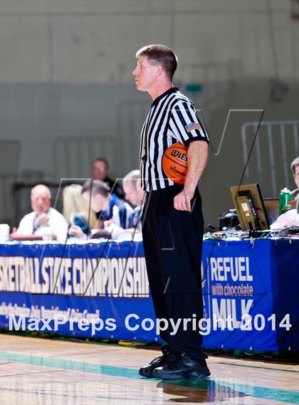 Thumbnail 3 in Eldred vs. Romulus (NYSPHSAA Class D Semifinal) photogallery.
