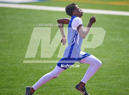 Thumbnail 1 in Dave Bethany Relays (200M) photogallery.