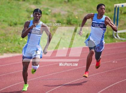 Thumbnail 3 in Dave Bethany Relays (200M) photogallery.