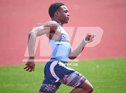 Thumbnail 2 in Dave Bethany Relays (200M) photogallery.