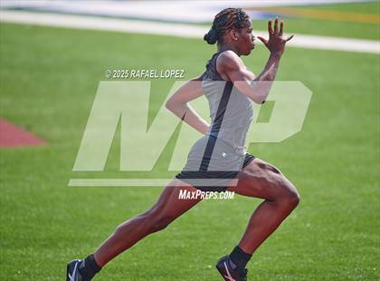 Thumbnail 2 in Dave Bethany Relays (200M) photogallery.