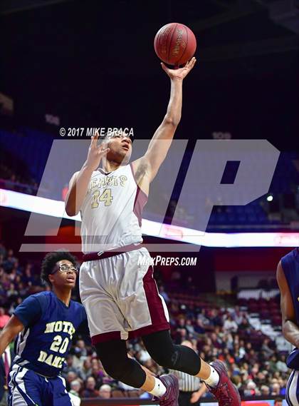Thumbnail 2 in Sacred Heart vs. Notre Dame-Fairfield (CIAC Class L Final) photogallery.