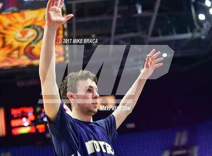 Thumbnail 1 in Sacred Heart vs. Notre Dame-Fairfield (CIAC Class L Final) photogallery.