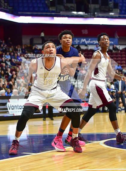 Thumbnail 1 in Sacred Heart vs. Notre Dame-Fairfield (CIAC Class L Final) photogallery.