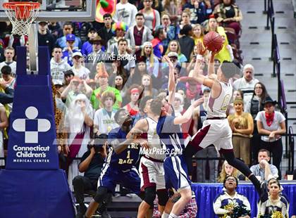 Thumbnail 1 in Sacred Heart vs. Notre Dame-Fairfield (CIAC Class L Final) photogallery.
