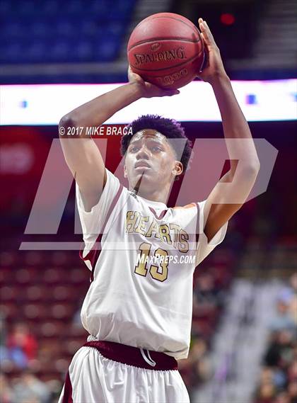 Thumbnail 3 in Sacred Heart vs. Notre Dame-Fairfield (CIAC Class L Final) photogallery.
