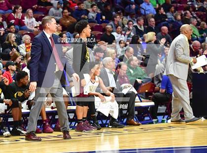Thumbnail 2 in Sacred Heart vs. Notre Dame-Fairfield (CIAC Class L Final) photogallery.