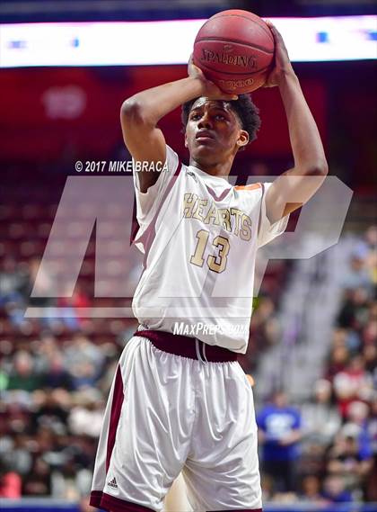 Thumbnail 2 in Sacred Heart vs. Notre Dame-Fairfield (CIAC Class L Final) photogallery.